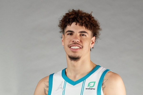 中場中路球員身價榜：佩德里1.4億歐居首，賴斯、巴爾韋德1.2億歐