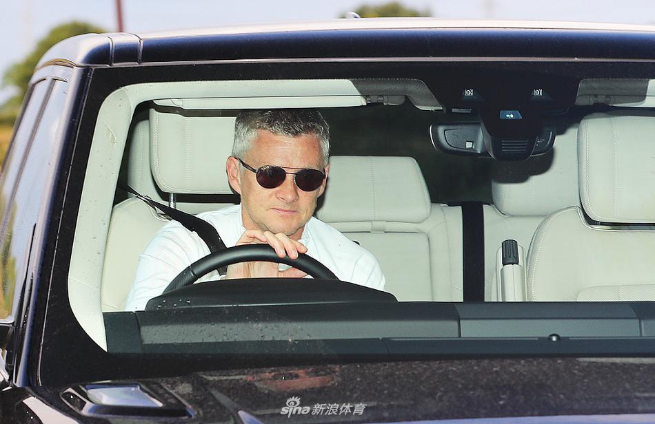 記者：鄭龍退役出任海牛助教；海牛和西海岸兩隊開啟球隊冬訓