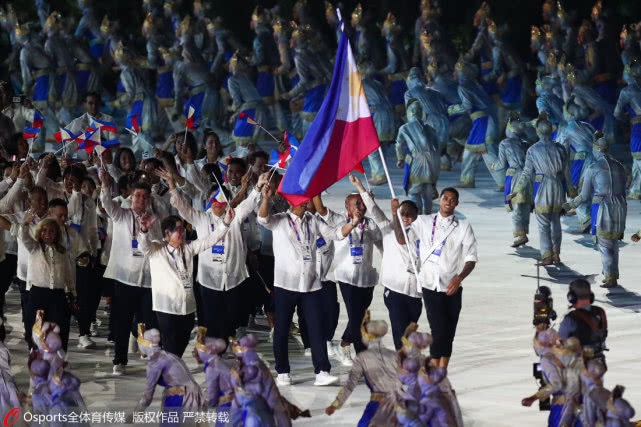 火藥味！追夢霍蘭德對抗后發(fā)生口角，隨后被隊友拉開
