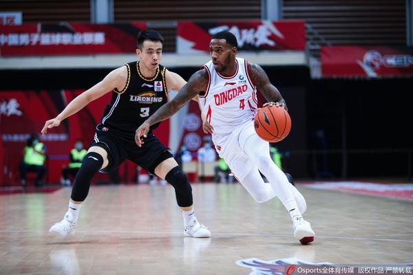 步行者VS騎士裁判報告：出現(xiàn)1次漏判 內(nèi)姆哈德擠掩護對阿倫犯規(guī)