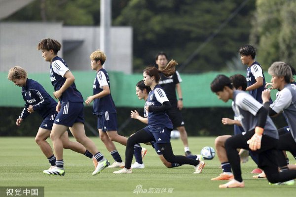 明年的熱門新秀！凱萊布·威爾遜連續(xù)6場20+打破北卡新生紀錄！