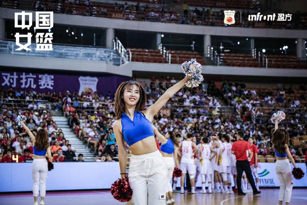 持續(xù)發(fā)力！特雷·楊超遠三分再中 老鷹第三節(jié)單節(jié)轟下42分