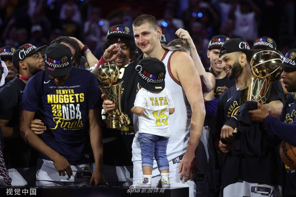 [流言板]太鐵！勇士全場三分45中12命中率27%，太陽35中9命中率26%