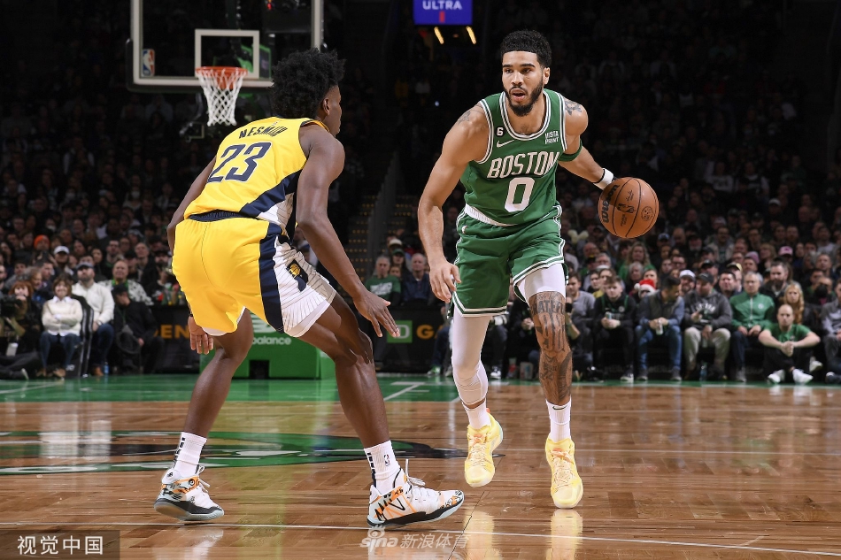 本賽季薪資前十球隊中，僅綠軍尼克斯湖人掘金目前戰(zhàn)績前十