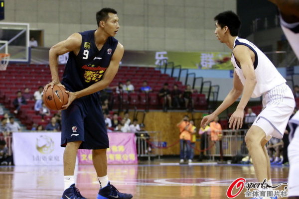 迪馬濟奧：米蘭冬窗目標之一是引進中衛(wèi)，考慮以租借方式簽下新援