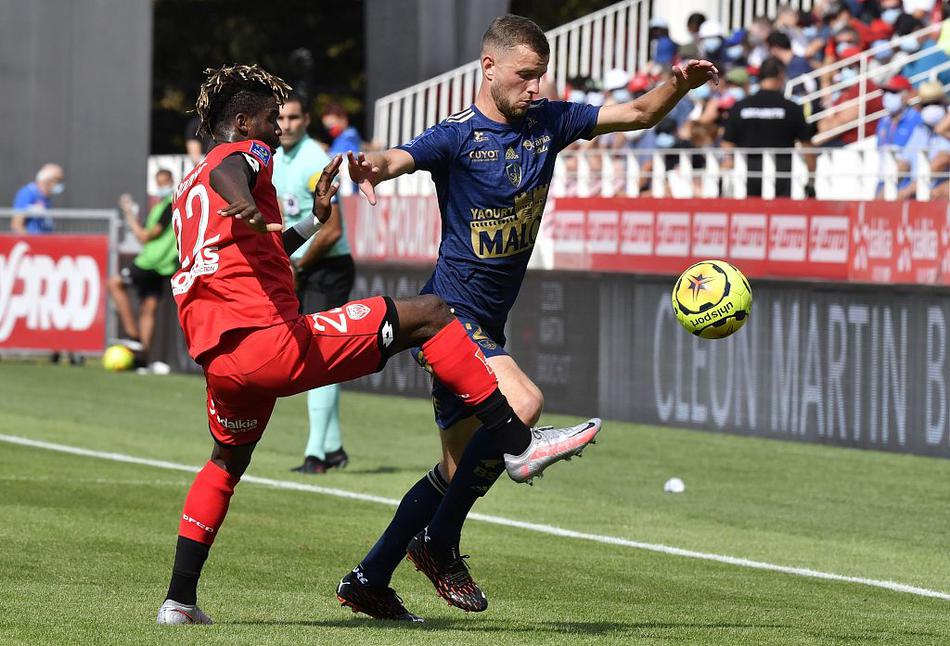 12月17日 CBA常規(guī)賽 山東vs四川 全場錄像回放