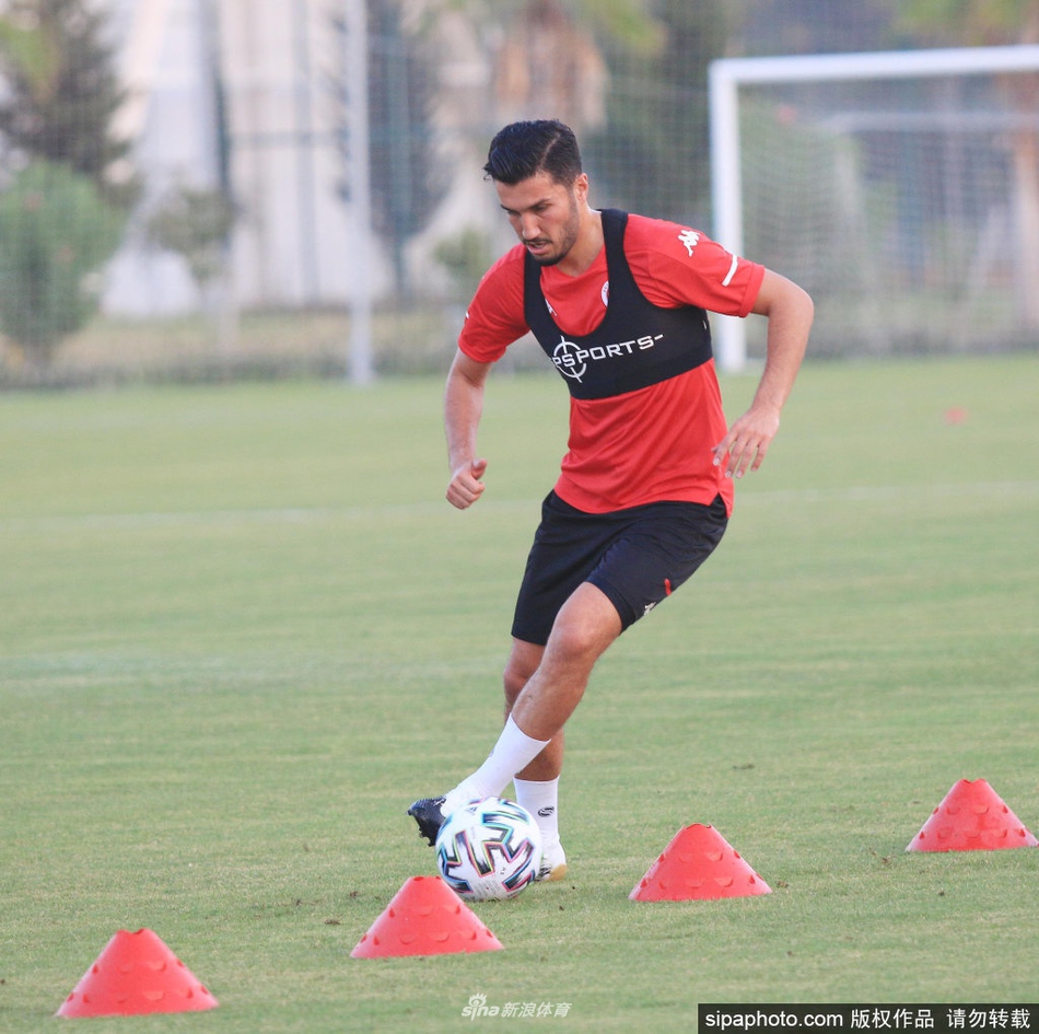 重建！開拓者官方曬照總結(jié)2024，利拉德格蘭特艾頓等人入鏡