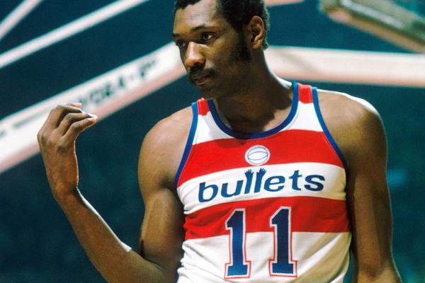 德勞倫蒂斯祝賀那不勒斯奪冠：為這個再次書寫歷史的團隊感到驕傲