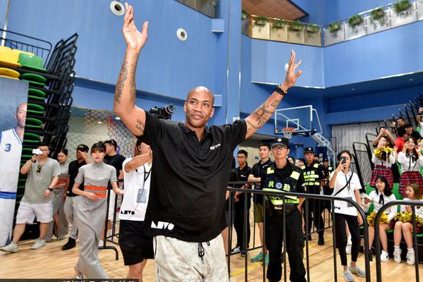 Shams：騎士有意簽下馬利克