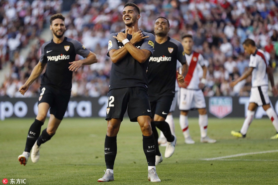 直播吧1月13日訊 近日，追夢在自己的播客節(jié)目中談到了前灰熊主教練詹金斯。他說：“這賽季早些時候你們看到那些消息了吧，說什么莫蘭特和新主教練處不來。其實今年早些時候我在節(jié)目里說過，我當時真的認為賈倫·