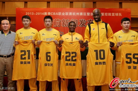 導讀：最近很多玩家都在關注快來切切切這款手游，想知道具體的公測時間，快來切切切會經(jīng)過封測、刪檔內(nèi)測、不刪檔測試到最終的公測等幾個測試階段，才會正式上線快來切切切安卓或iOS版本，有很多玩家就會問小編快