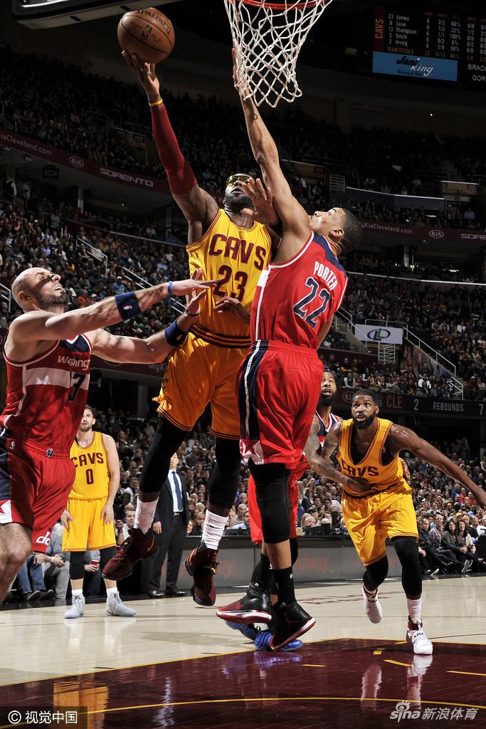 英超單場烏龍雙響“倒霉蛋”：卡拉格、艾斯特福、道森、法斯在列