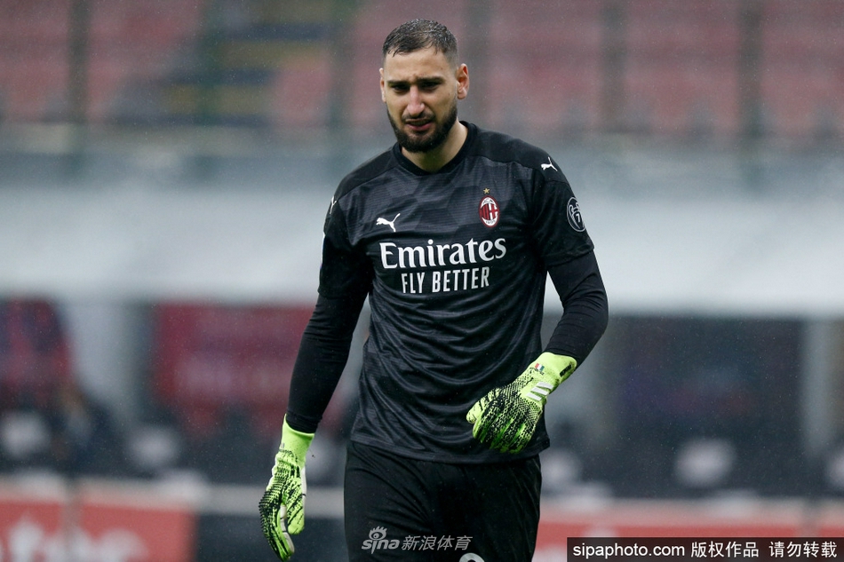 官方：英冠牛津聯(lián)租借切爾西20歲中場馬托斯，租期至本賽季結(jié)束