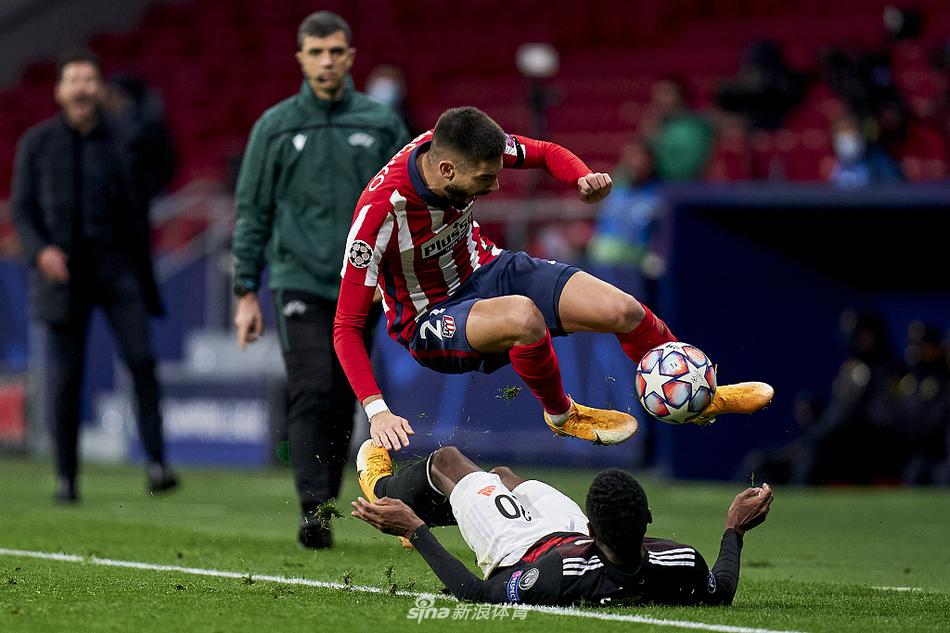 上賽季35場1球4助，邁阿密國際官方：續(xù)約23歲后衛(wèi)弗雷至2029年