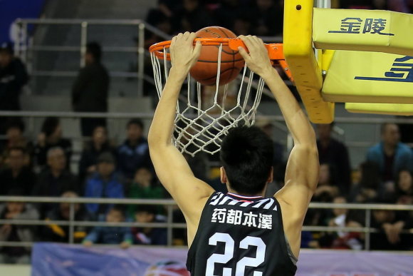 雄鹿客場挑戰(zhàn)奇才 字母哥&小特倫特可以出戰(zhàn) 加里·哈里斯缺陣