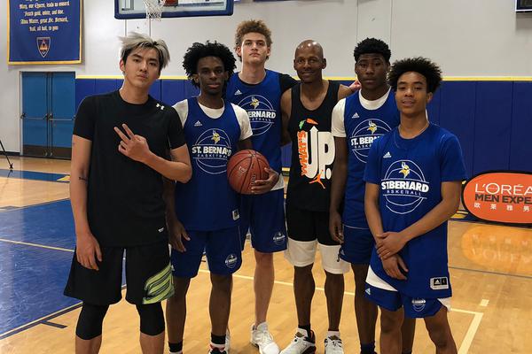 卡恩：維爾茨選擇利物浦而非拜仁，首先是英超吸引力大于德甲