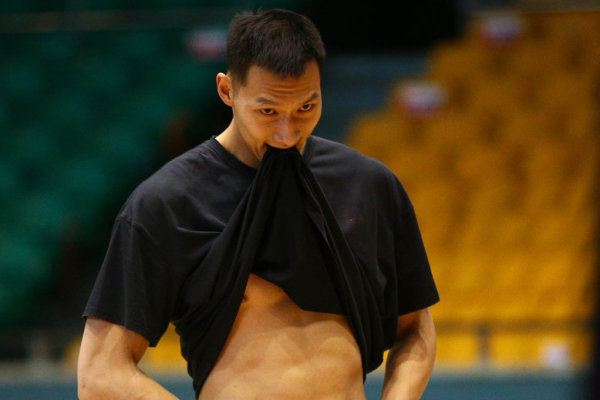 庫杜斯：在加納沙地上踢球經(jīng)歷很有幫助 期待世界杯和英格蘭交手