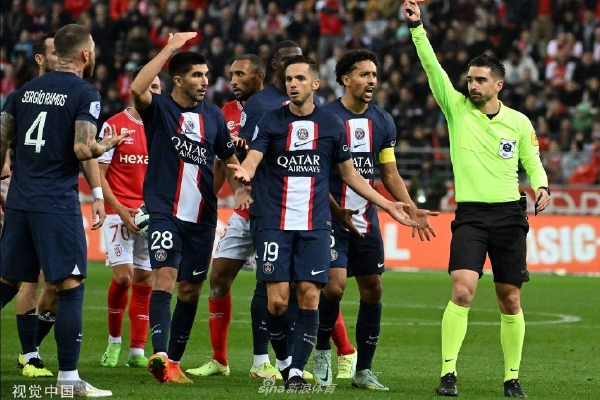 特巴斯：現(xiàn)在是皇馬在和所有人對抗，他們構建出的敘事邏輯是錯的