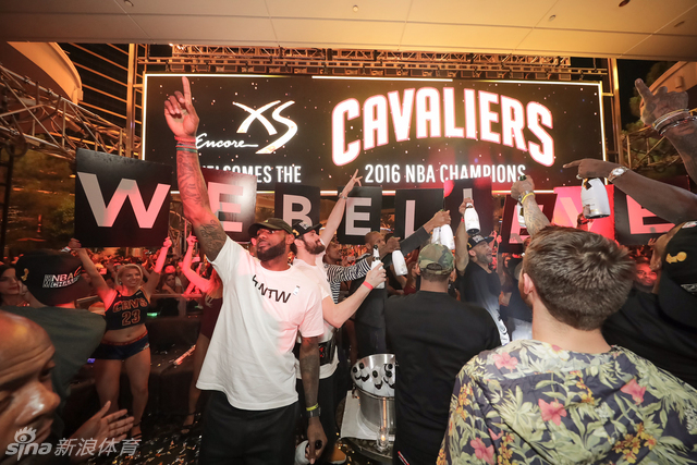 亞馬爾：我早睡為了半夜醒來吃餅干，因為半夜起床所以沒法談戀愛