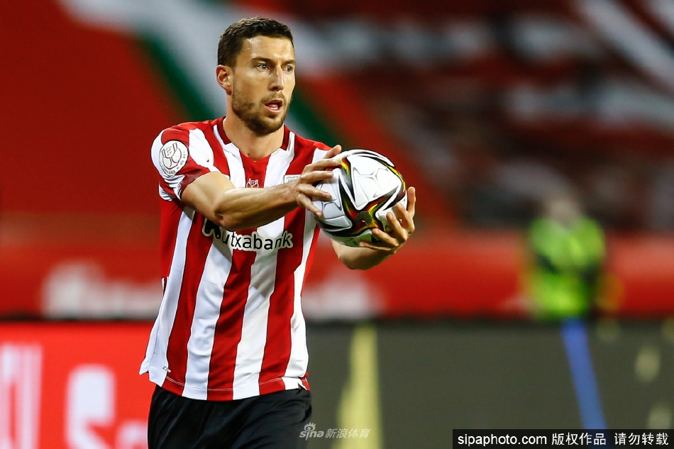 秀一個！麥戈文斯搶斷反擊一條龍折疊暴扣