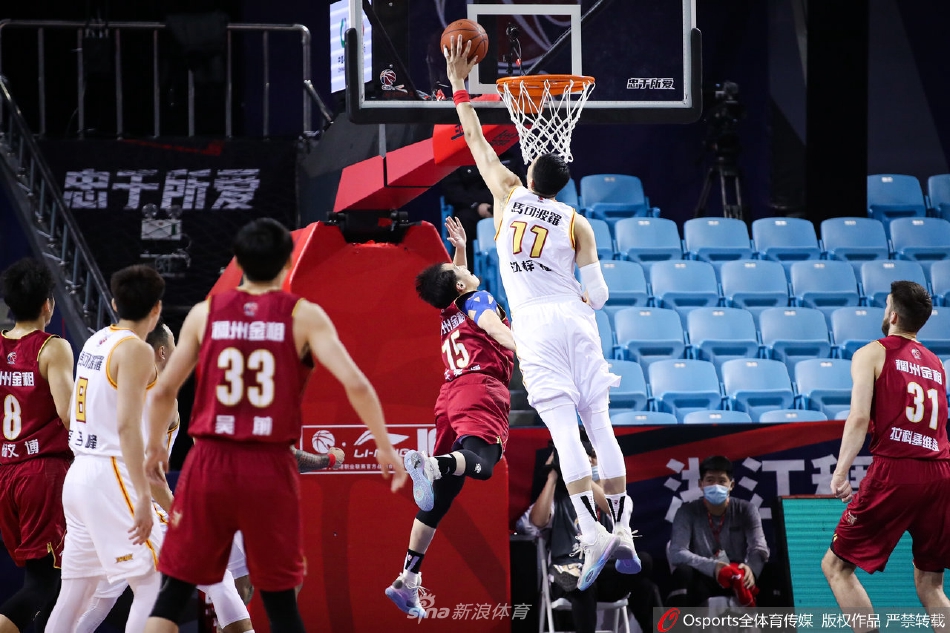 辛普森：內(nèi)維爾曾幫我和弗格森談我的合同，還爭取到更高薪水