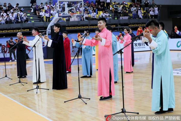 彈無虛發(fā)！戴維恩·米切爾6中6得16分3板12助 正負值+37領跑全場