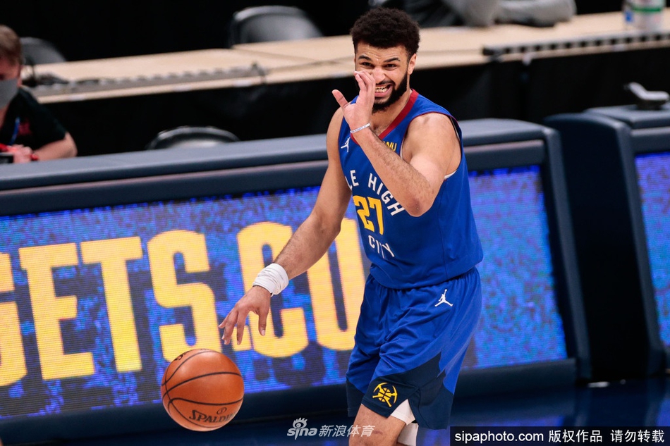 內(nèi)雷斯斷球+精彩小角度破門完成雙響，那不勒斯再下一城