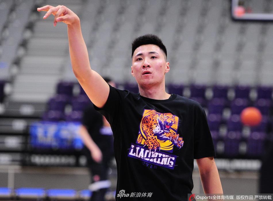 [流言板]可圈可點！尼克斯追平球隊21世紀最佳的上半程戰(zhàn)績