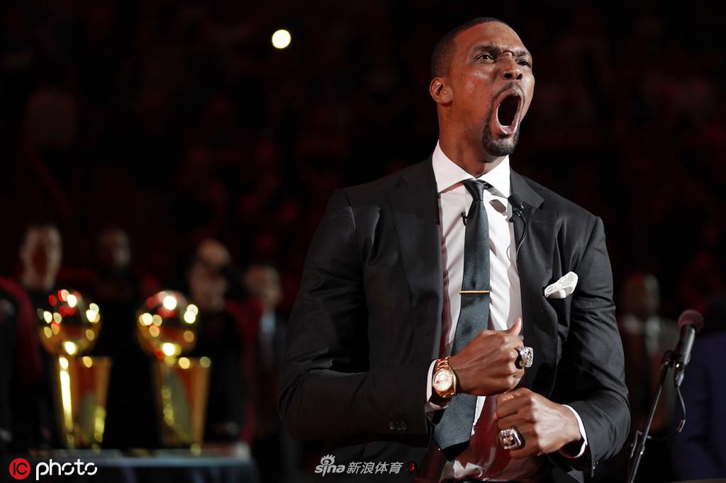 澎湃：保守估計戴琳在泰山效力10年收入3000萬以上