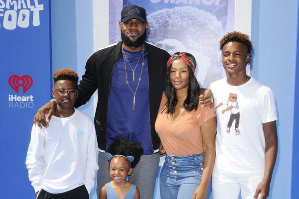 格拉斯納執(zhí)教水晶宮后5戰(zhàn)紅軍3勝1平1負，他上任前水晶宮7年不勝