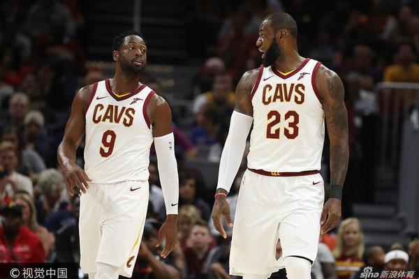 杰倫·約翰遜40+10+5本季聯(lián)盟唯二前鋒&比肩字母哥 后者兩次做到