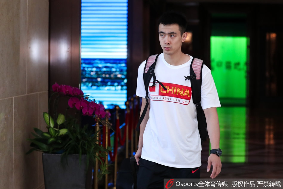 [流言板]狀態(tài)低迷！克勒貝爾全場4中1，三分3中0，得到2分4籃板1助攻