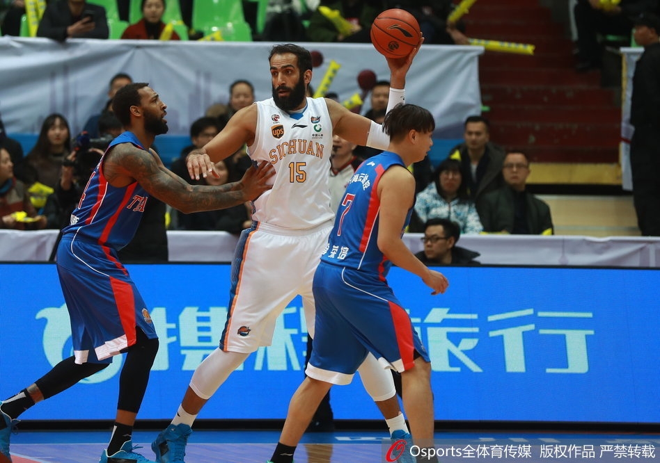 埃梅里不懂為何第19輪踢阿森納而非森林，維拉總監(jiān)：我們也困惑