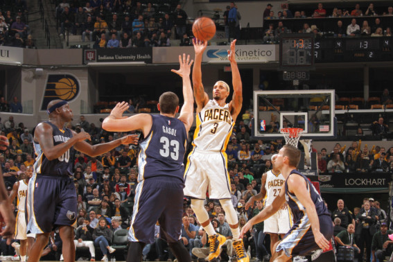 拉瑞安已為《神界》的伙伴角色完成劇本編寫和配音工作