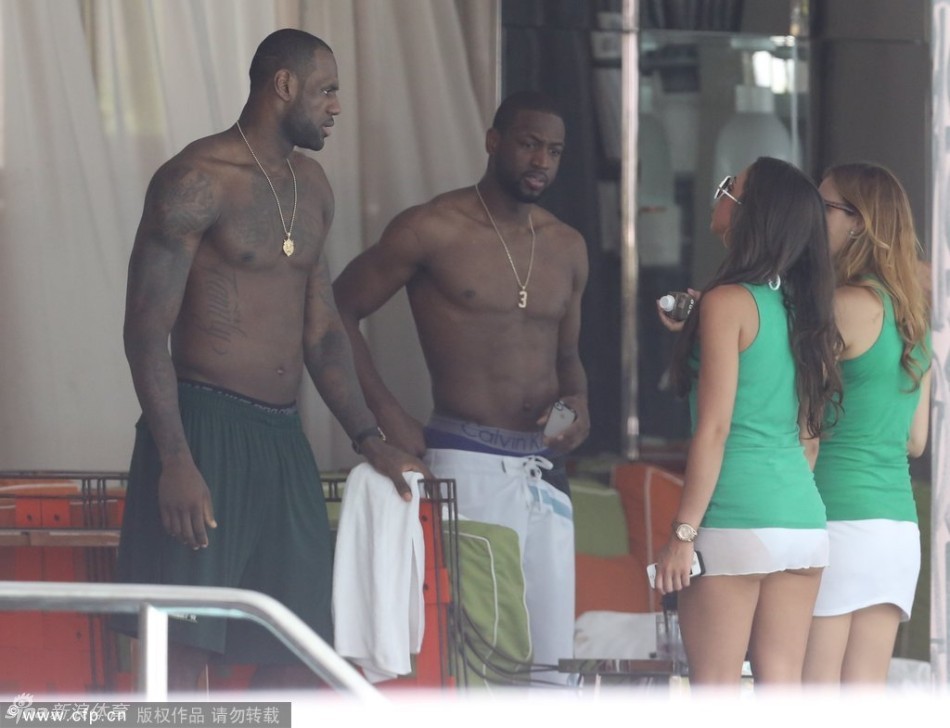 步行者VS騎士裁判報告：出現(xiàn)1次漏判 內(nèi)姆哈德擠掩護對阿倫犯規(guī)