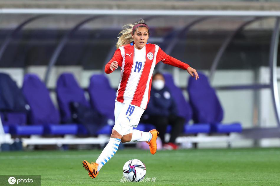 辛普森：內(nèi)維爾曾幫我和弗格森談我的合同，還爭取到更高薪水