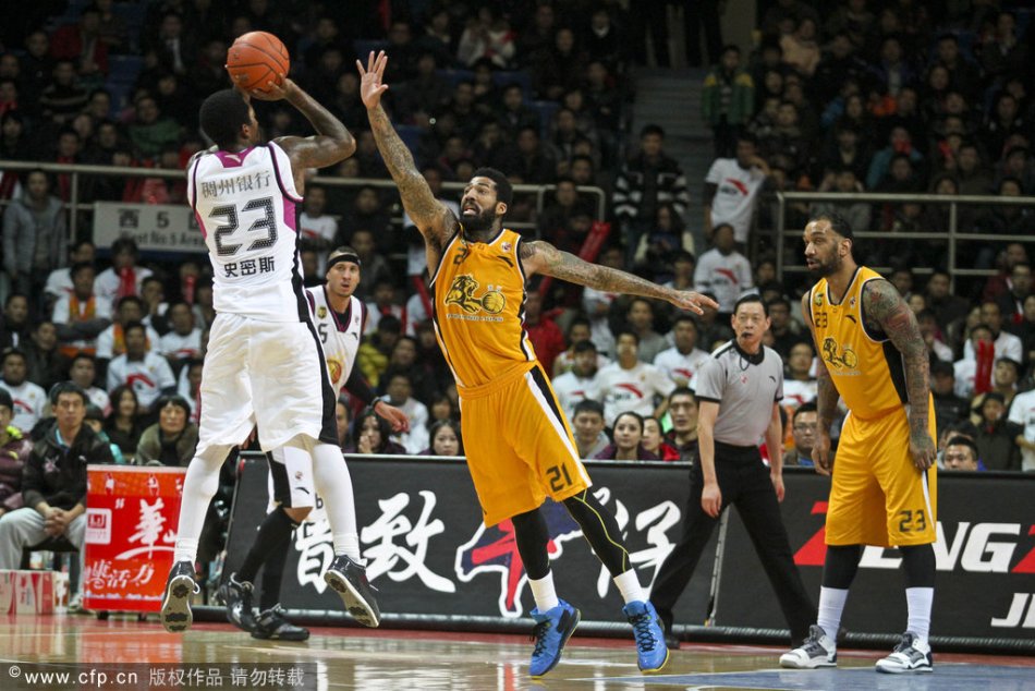 直播吧10月8日訊 據(jù)阿根廷《奧萊報》報道，盡管尚未得到官方確認，阿根廷隊第二場友誼賽的舉辦地將發(fā)生變更。原定于10月14日對陣波多黎各的比賽原計劃在芝加哥舉行。然而，由于芝加哥當?shù)卣诎l(fā)生社會抗議活