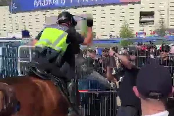 長傳助攻威爾遜破門！阿雷奧拉是本賽季英超首位送出助攻的門將