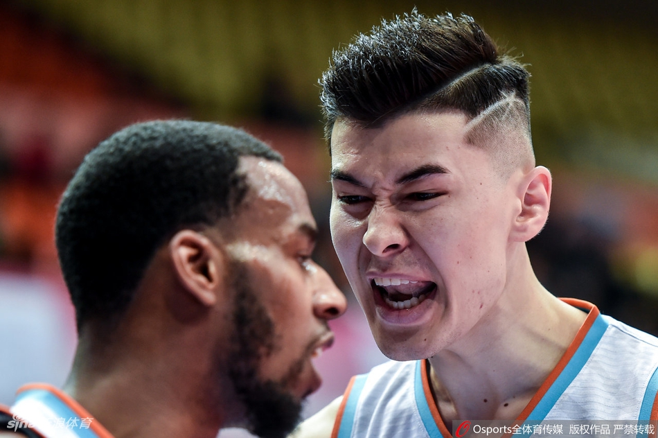 逆轉(zhuǎn)武林好玩嗎 逆轉(zhuǎn)武林玩法簡介