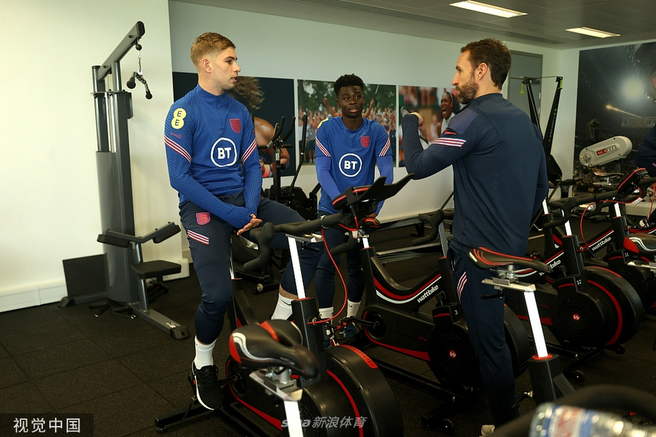 [流言板]期待回歸！美媒曬莫蘭特隔扣樂福照，配文不可復制的爆發(fā)力