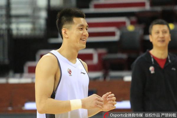 [流言板]太鐵！勇士全場三分45中12命中率27%，太陽35中9命中率26%