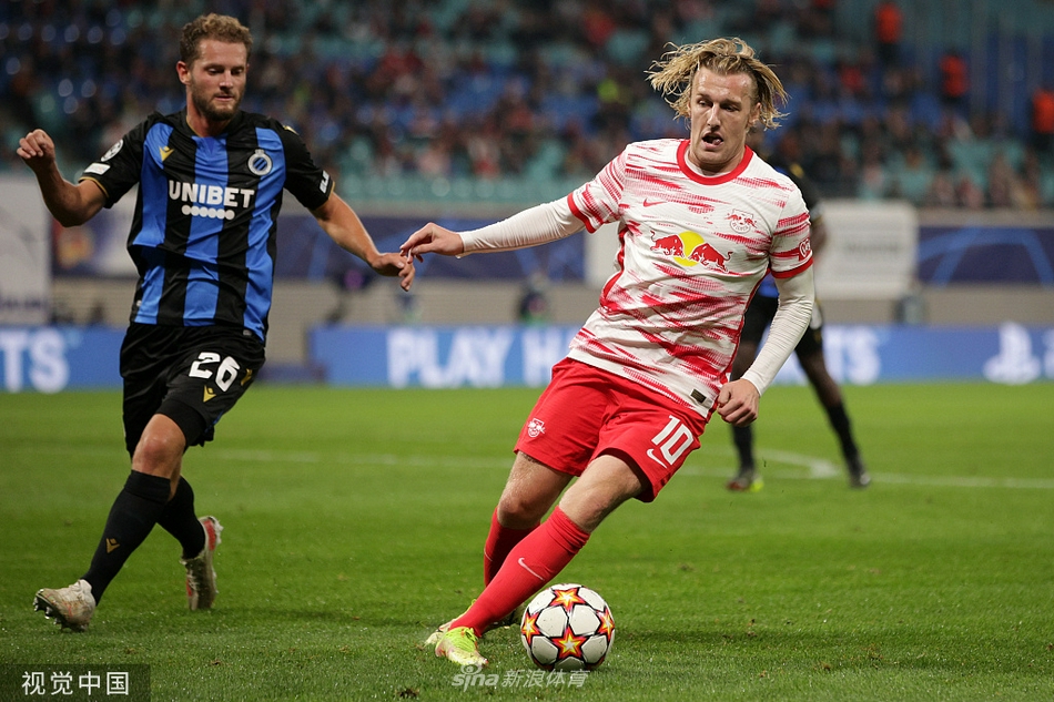 垃圾時間的王！普爾接球命中超遠追身三分