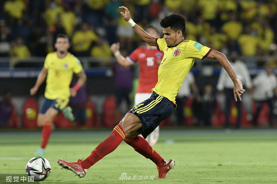 完美！奧利塞本場2球3助攻 8射3正+6關鍵傳球 6過人5成功 獲10分