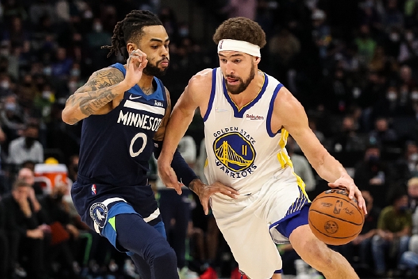 典型三球式表現(xiàn)！拉梅洛·鮑爾半場10中2&三分4中0 得到4分3板6助