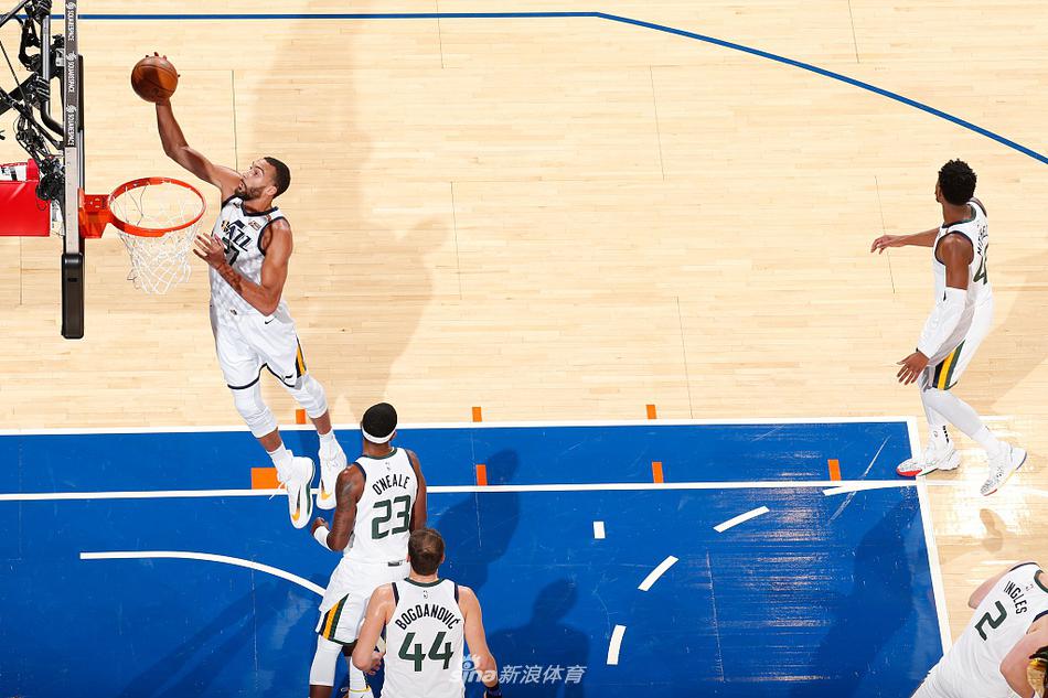 隆戈：米蘭正為約維奇尋找下家，并考慮讓球員免費轉會