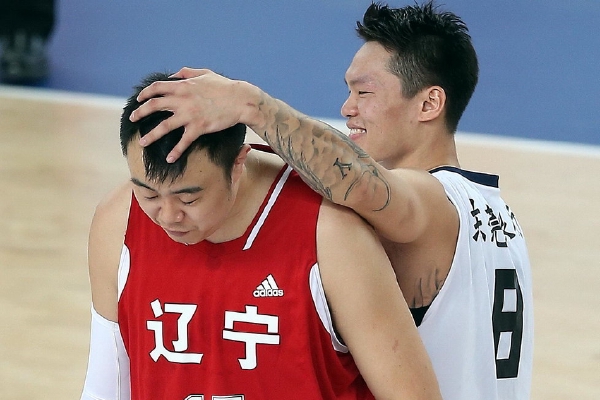 記者：鄭龍退役出任海牛助教；海牛和西海岸兩隊開啟球隊冬訓任意門                                                                2025-