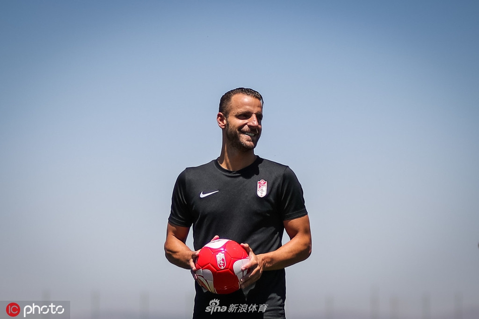 打得不錯！小邁克爾·波特半場12投7中&三分8中4 得18分2板1助1斷