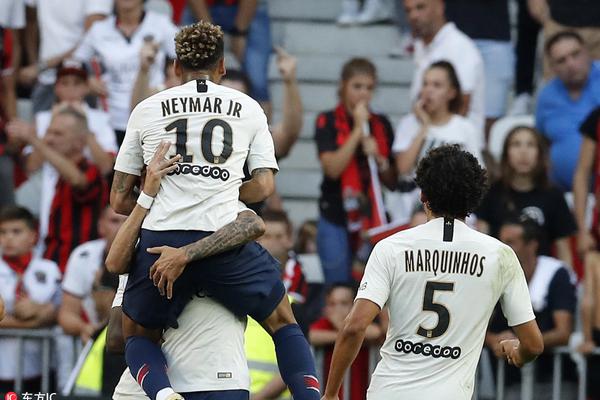 前教練：拉菲尼亞受到FIFA不公平對待，我認為他比登貝萊更全面