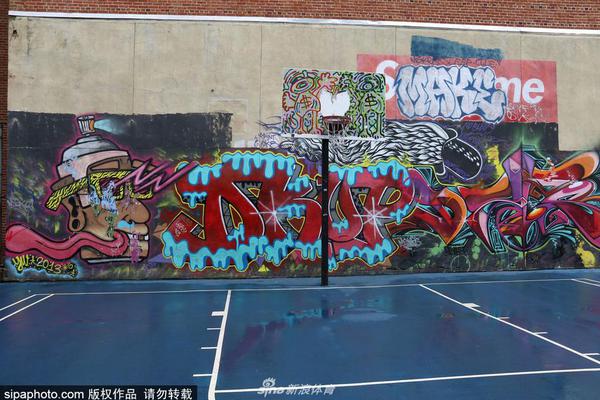 [流言板]狀態(tài)低迷！克勒貝爾全場4中1，三分3中0，得到2分4籃板1助攻