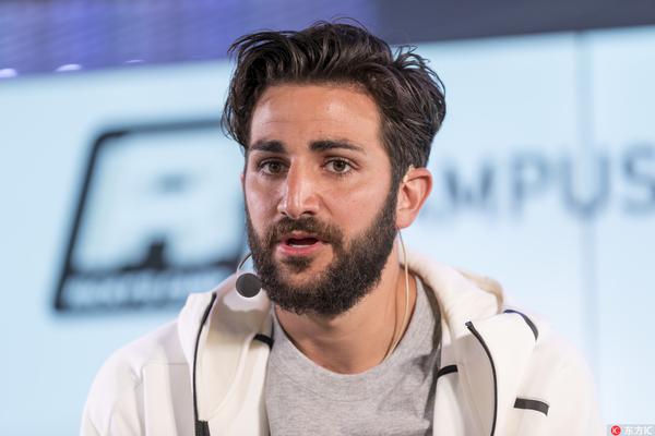 客場不敵阿森納，維拉無緣創(chuàng)造隊史最長連勝紀錄